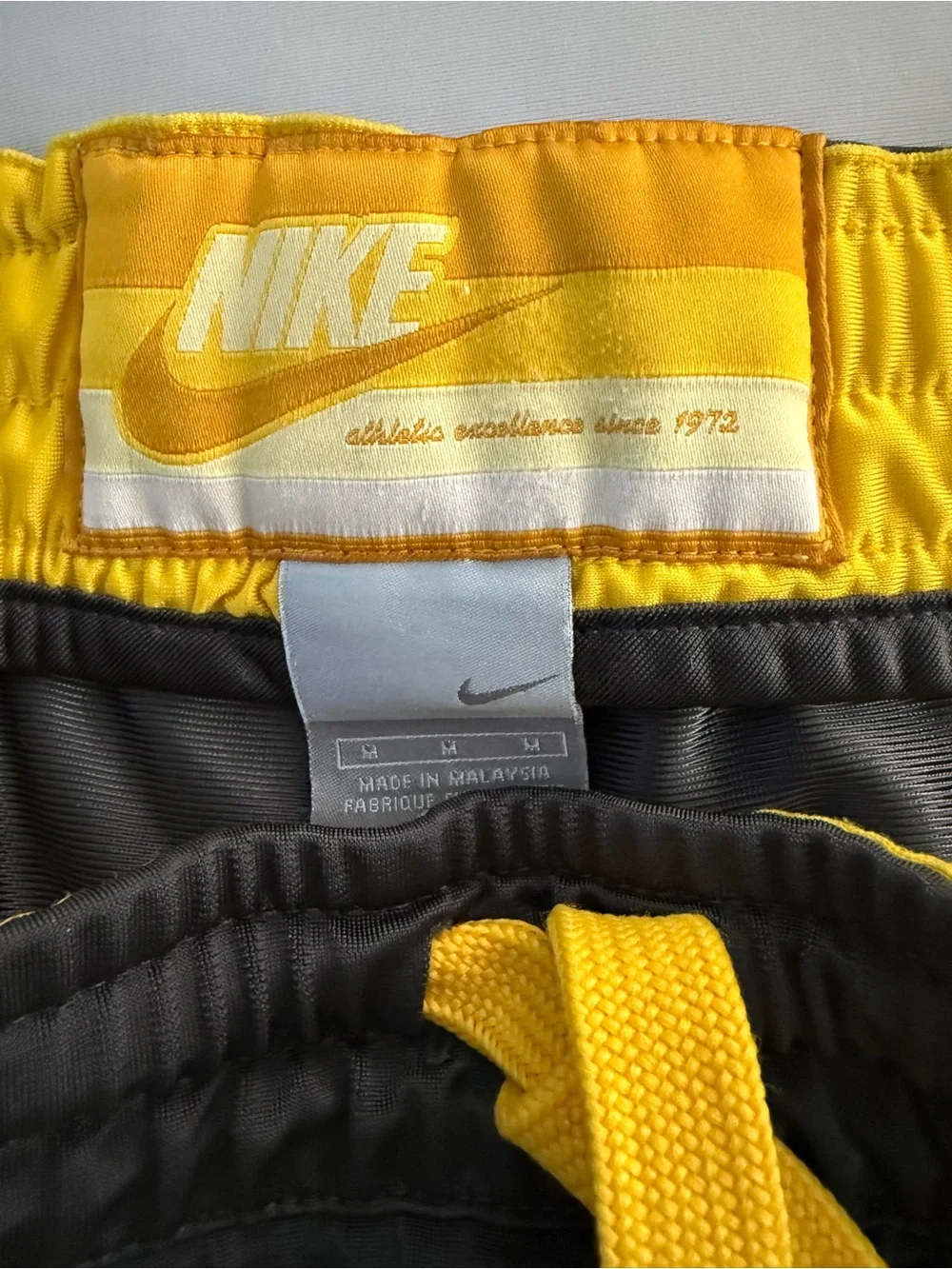 Nike Vintage 90s Challenge Court Series Athletic Basketball Shorts